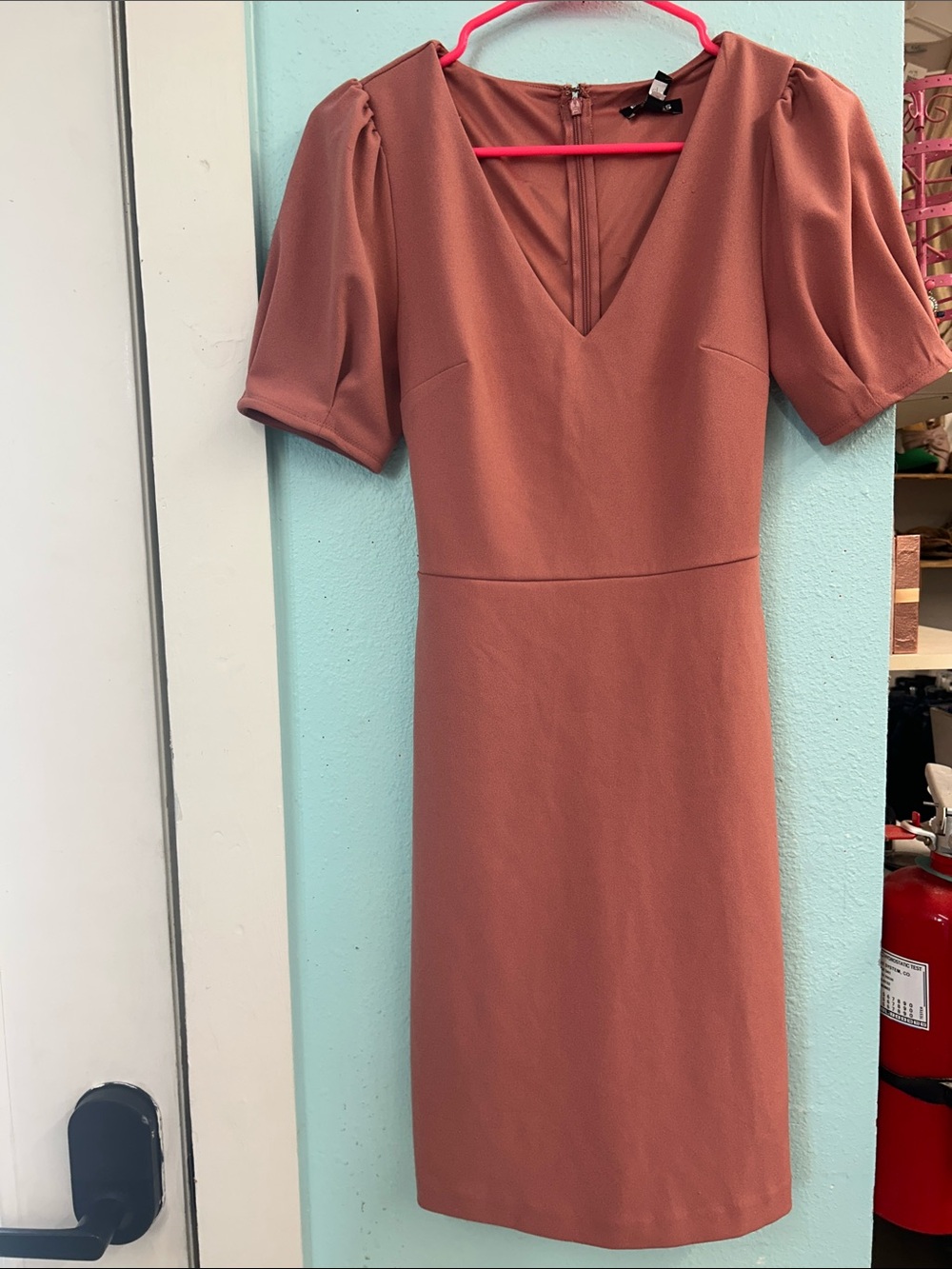New Express V-Neck Puff Sleeve Sheath Dress